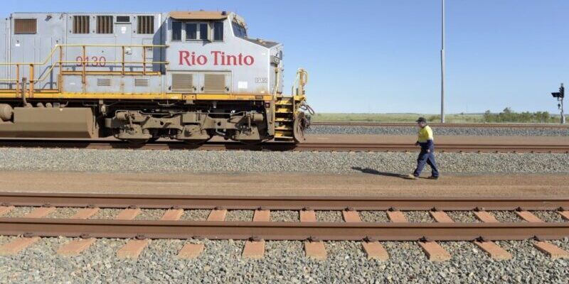 Rio Tinto, WCS, and CTG Mark Milestone with First Beam Installation on Trans-Guinean Railway