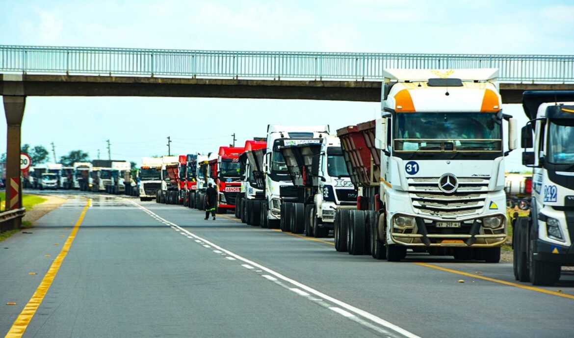 Maputo Province Tightens Control on Cargo Trucks to Protect Roads